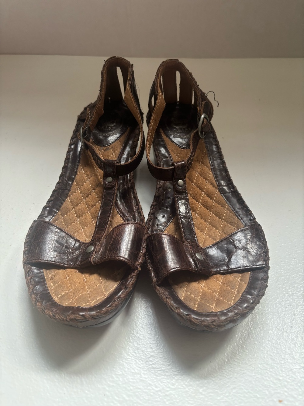 ARIAT Shalimar Brown Leather T-Strap Wedge Heeled Gladiator Sandal Size 9